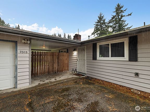 2nd image of 9315 Westview Drive SW