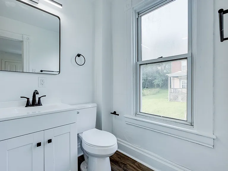 623 Lillian St — Photo 26