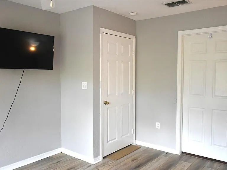 9078 Lake Chase Island Way — Photo 26
