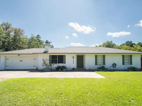6300 Deer Park Ln, Lumberton, TX 77657