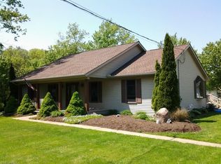 45 W Cedar St, Jefferson, OH 44047