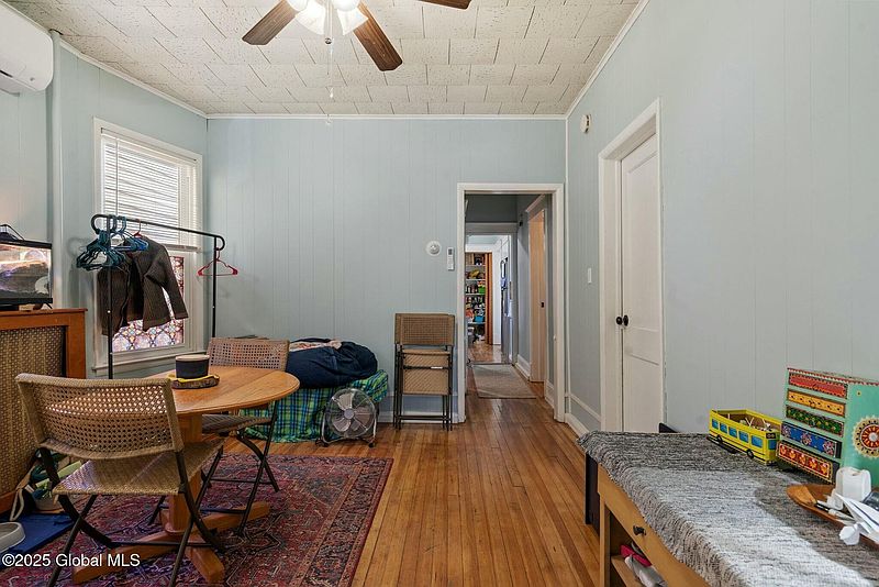 5th image of 649 Myrtle Avenue