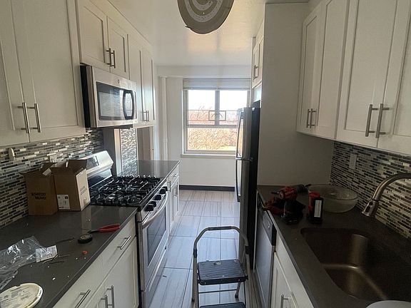 3rd image of 189-04 64th Ave #I