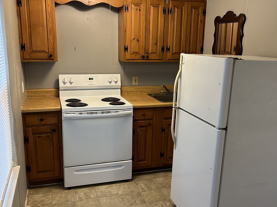 1st image of 3 Highland Ave #5