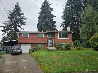 15516 NE 53rd Pl, Redmond, WA