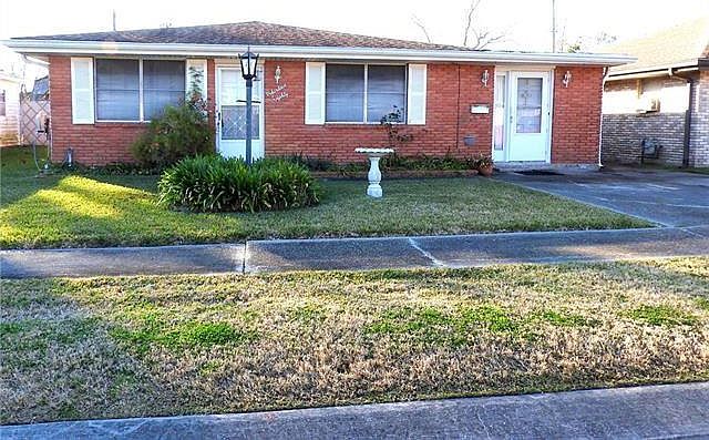 1st image of 1380 Redwood Dr