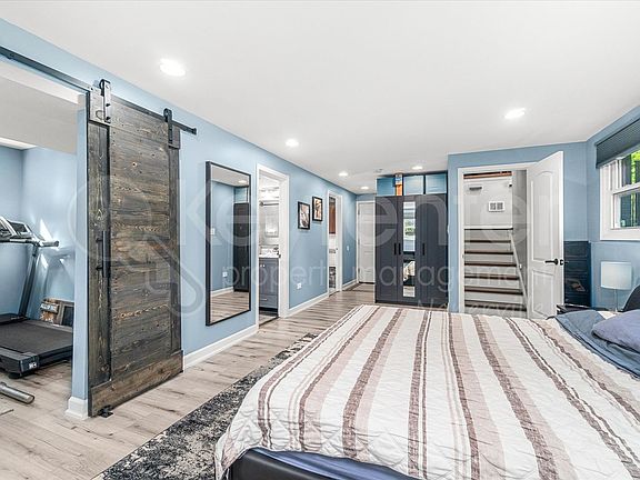 4th image of 313 Falcon Ridge Way