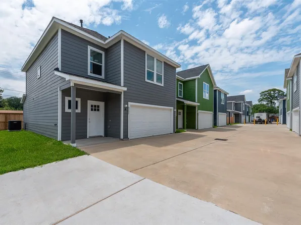 8202 Homewood Rd #A, Houston, TX 77028