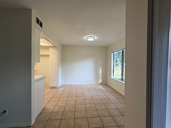 4th image of 24322 El Pilar #6