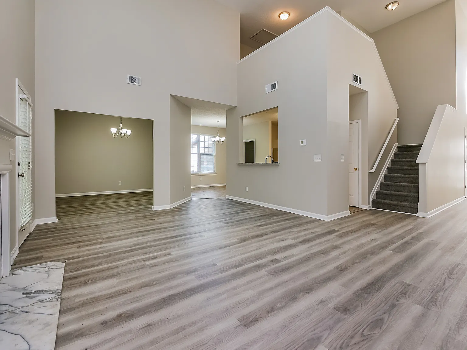 4 bed, 3.0 bath, 2351 sqft, $2,145 — Photo 3
