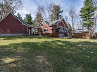 20734 Muskellunge Bay Ln, Sackets Harbor, NY 13685
