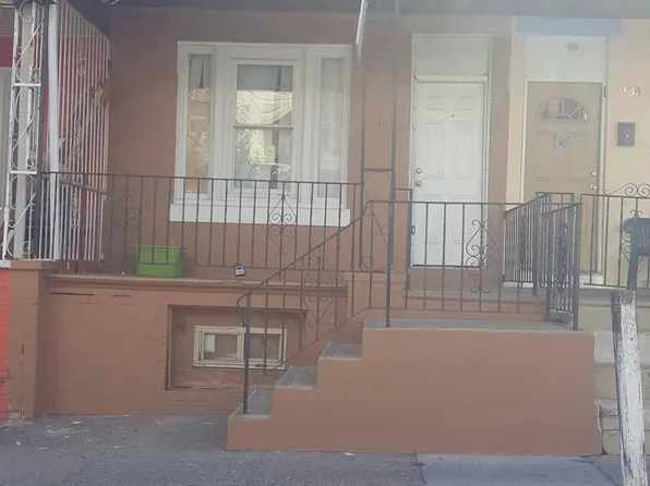 936 E Schiller St, Philadelphia, PA 19134
