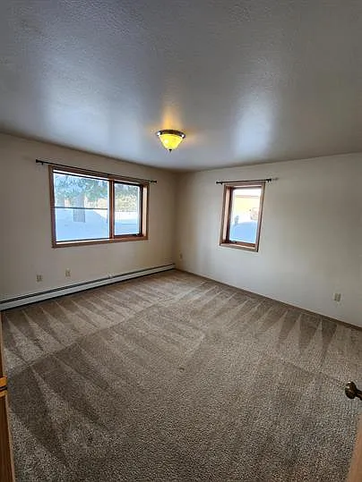 Lakefront Apartments for Rent in North Pole, AK | Beaver Lake Apartments — Photo 22
