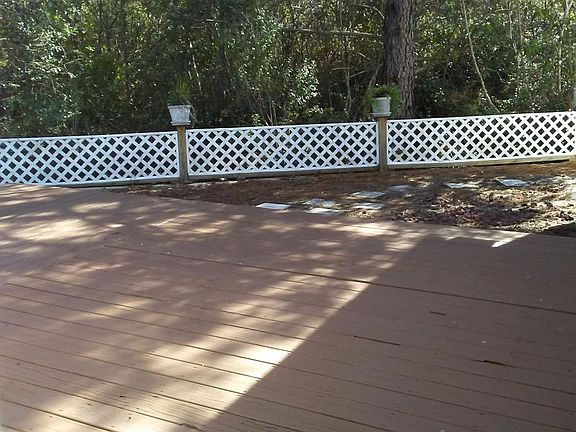 deck on side Private