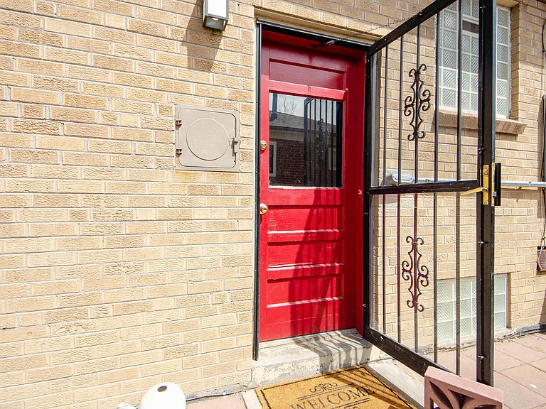 730 Poplar St — Photo 22