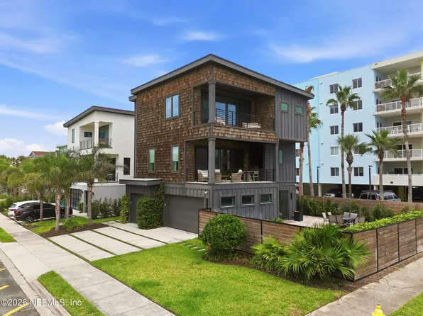 105 N 11TH Avenue, Jacksonville Beach, FL 32250