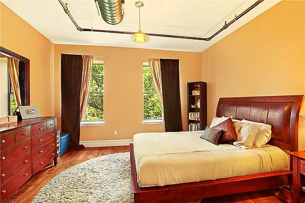 Rented by Compass | media 14