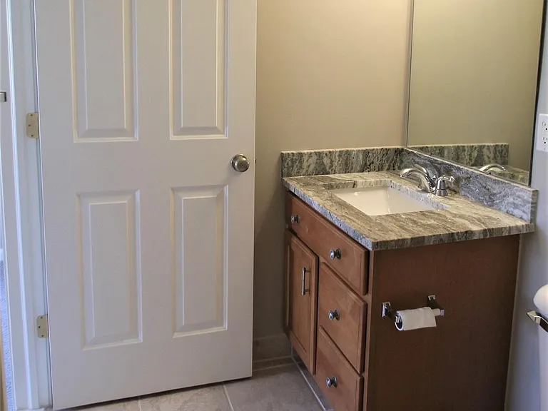 3243 Camden Dr #118 — Photo 19