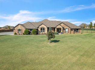 7319 Shore Dr, Tuttle, OK 73089