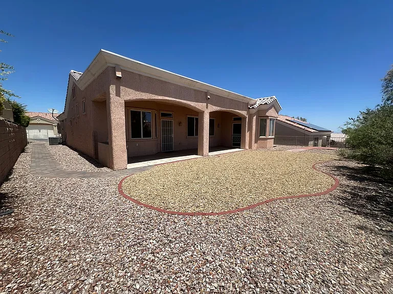 10717 Dover Creek Ave — Photo 23