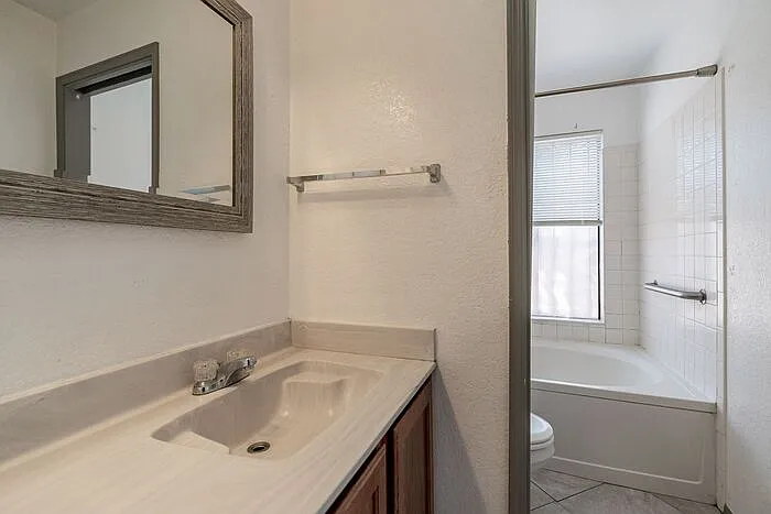 2434 N Palo Hacha Dr — Photo 27