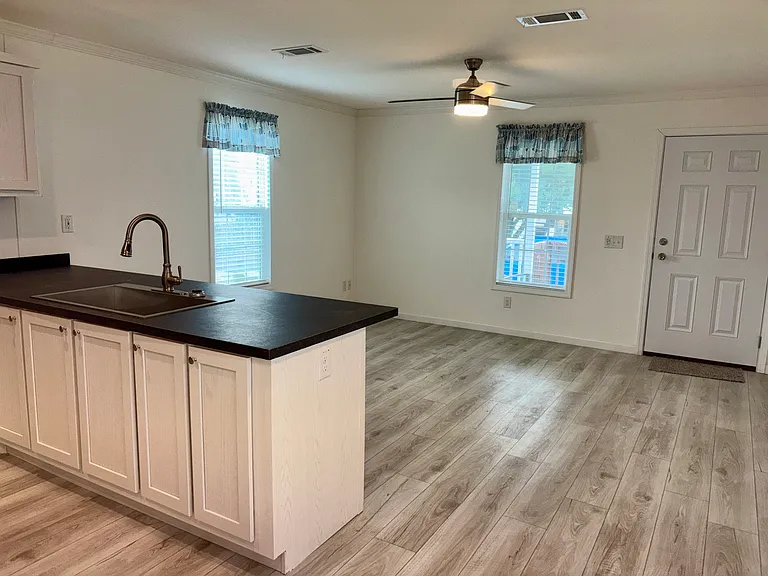4900 SE 102nd Pl #90 — Photo 2