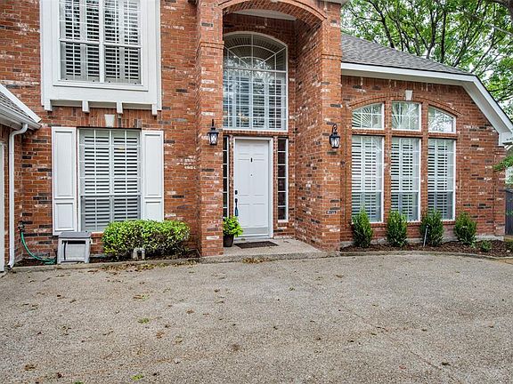 3rd image of 2105 Pebble Beach Pl