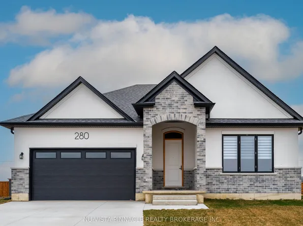 280 Stathis Blvd, Sarnia, ON N7S 5T5