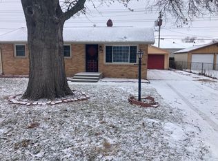 1409 Mittendorf Dr, Champaign, IL 61820