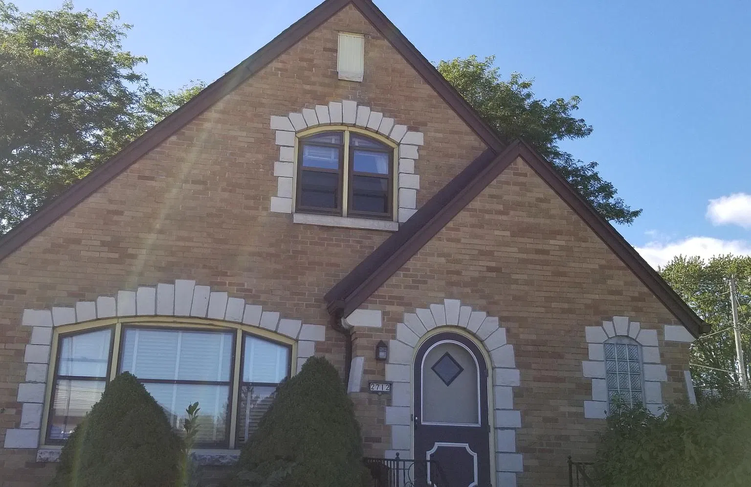 1 bed, 940 sqft, $1,050 — Photo 1