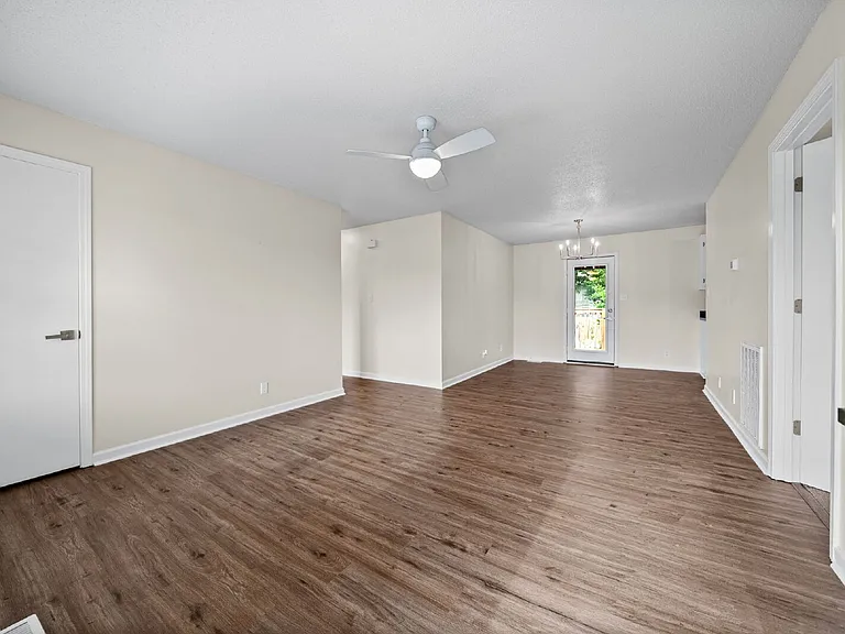 2815 Teakwood Dr — Photo 20