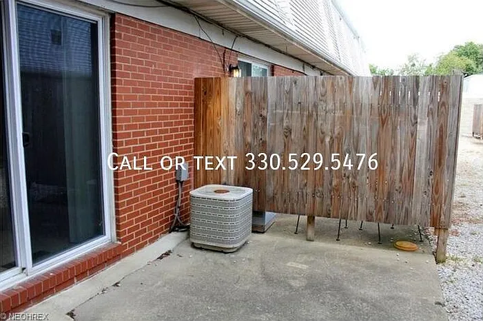 2 bed, 1.5 bath, 1000 sqft, $1,095 — Photo 4
