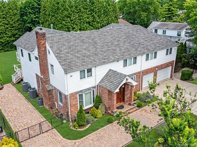 43 Oxford Boulevard, Great Neck, NY, 11023