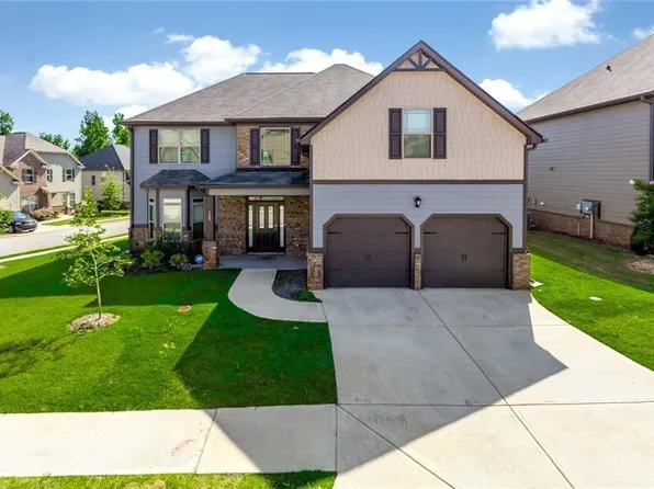 108 Escalade Dr, McDonough, GA 30253