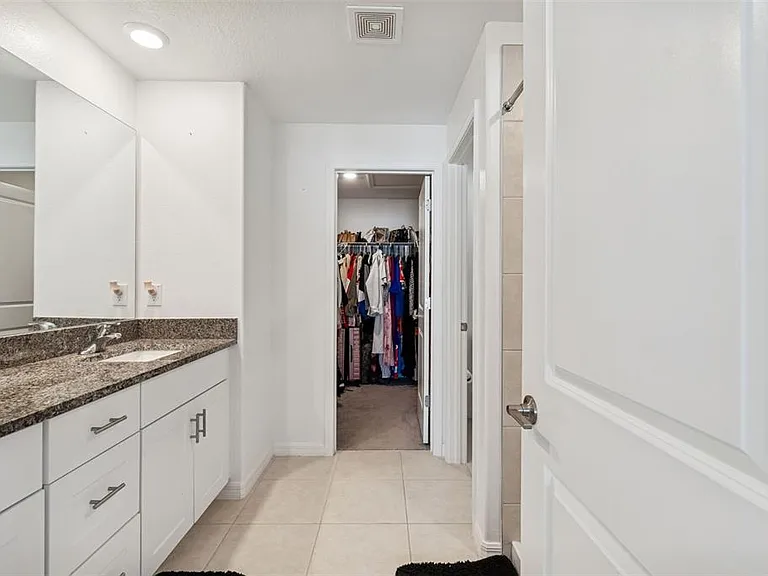 21818 Lyonia Ln — Photo 21