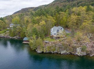 5479 Bluff Head Rd, Huletts landing, NY 12841