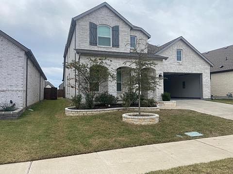 1st image of 3010 Columbia Dr