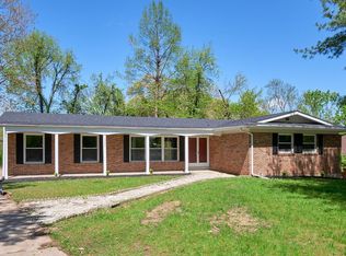 13265 Old Jamestown Rd, Florissant, MO 63033
