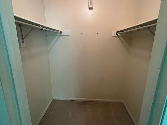 3rd image of 4 Juliet Ln