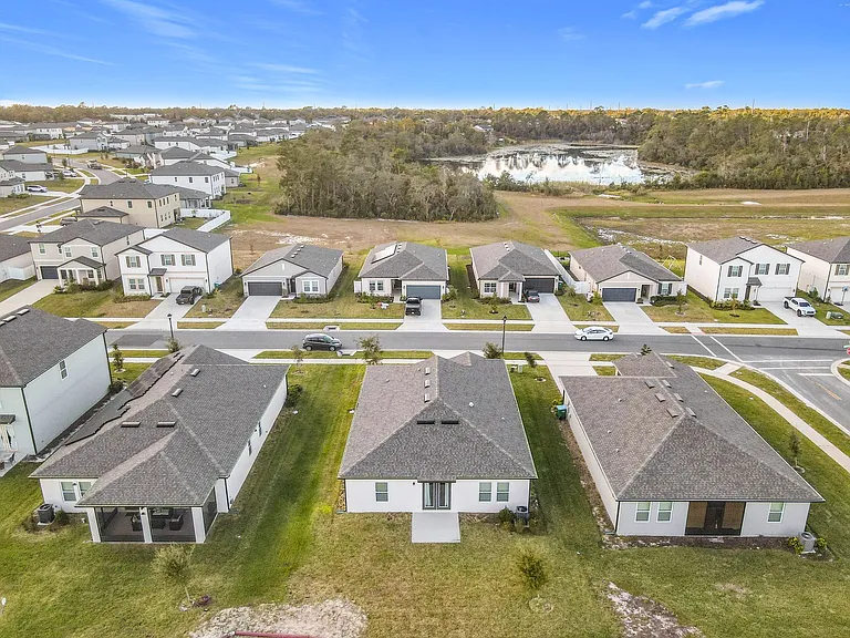 1317 Sterling Pointe Dr — Photo 33