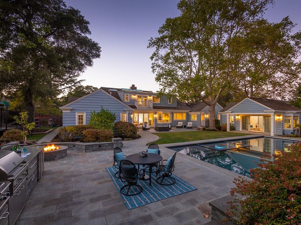 1st image of 265 Uplands Dr