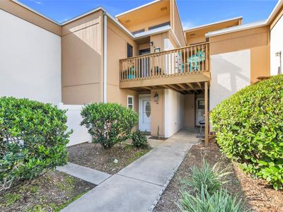 1051 S Highland St APT 4B, Mount Dora, FL, 32757