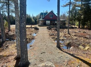 5 W Shore Road, Lowell, ME 04493