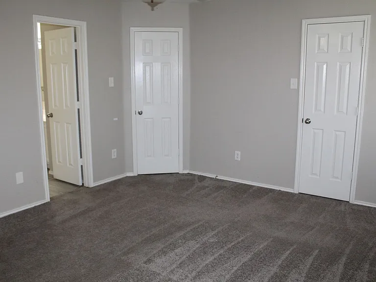 1321 Red River Ln — Photo 12