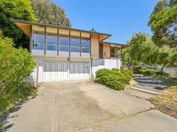 2 Sequoia Way, Pacifica, CA 94044