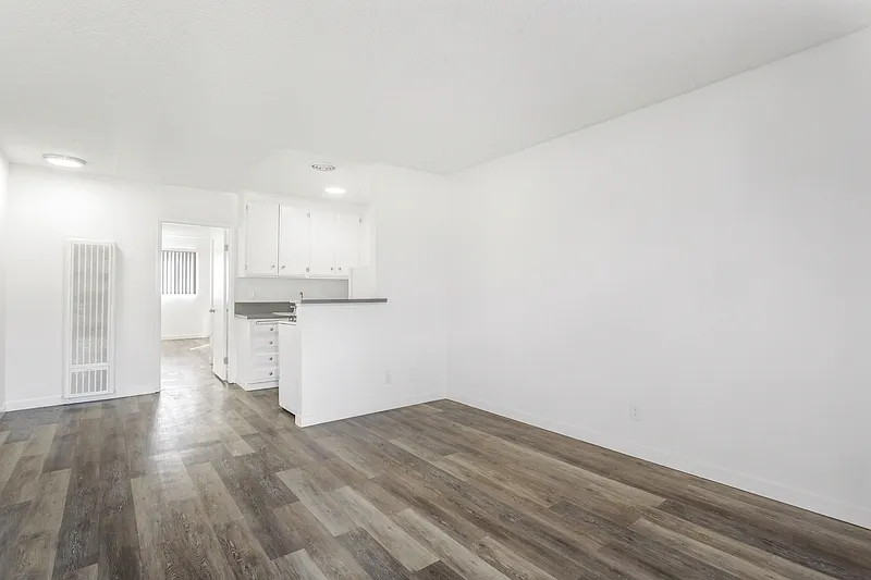 12460 Culver Blvd — Photo 3