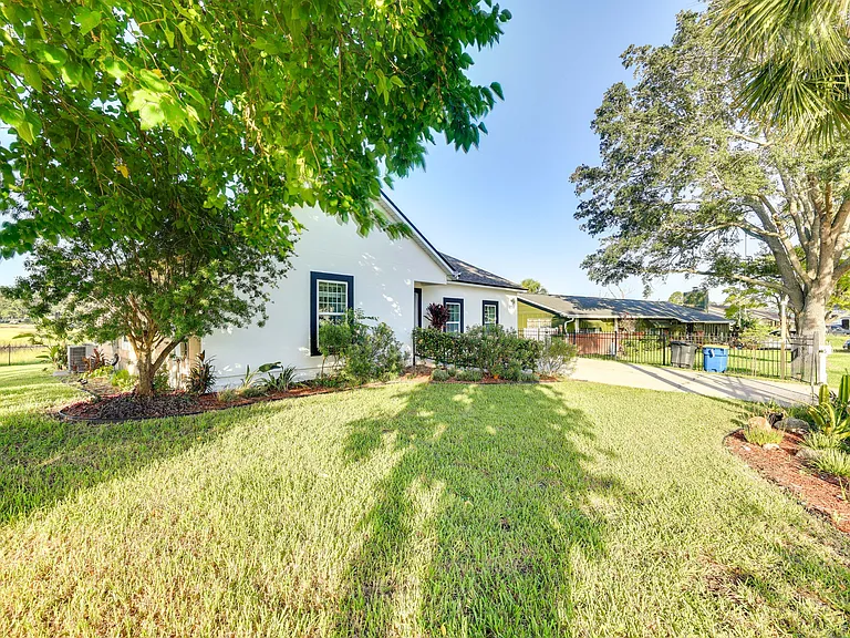 2355 Ribault Scenic Dr — Photo 33