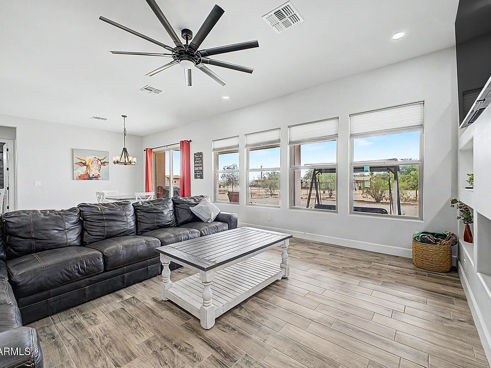 1st image of 24009 W REDBIRD Road