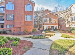 5320 Brooke Ridge Dr, Atlanta, GA 30338