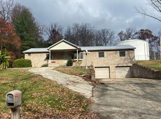 108 Seaton Dr, Russell, KY 41169